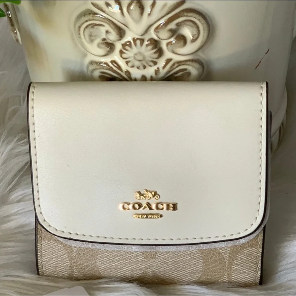 Coach Small Trifold Wallet In Blocked Signature Canvas